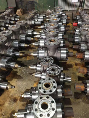 9 นิ้ว Choke ฆ่า ท่อร่วม ปรับ Wellhead พร้อม Choke Valves