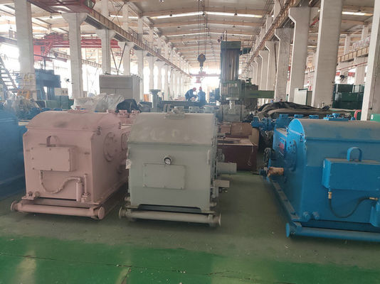 F1000 Oilfield โคลน ปั๊ม 1000HP ใบรับรอง ISO ปั๊ม Oilwell สามเท่า