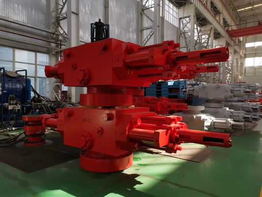 13 5/8 นิ้ว -10000psi การเจาะ ป้องกันการระเบิด Hydraulic เปิดและปิด